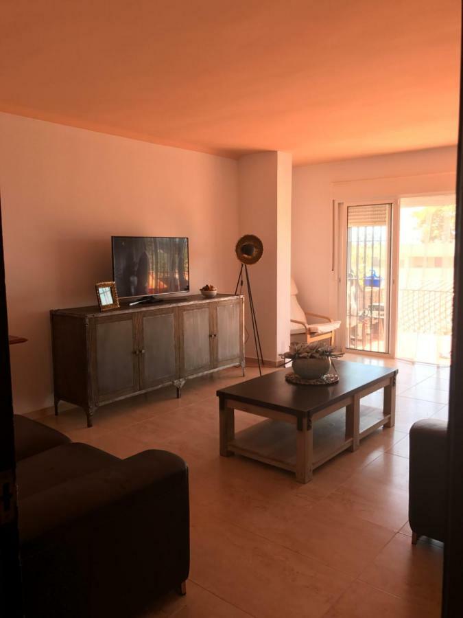 Apartamentai Торемолинос Екстериор снимка